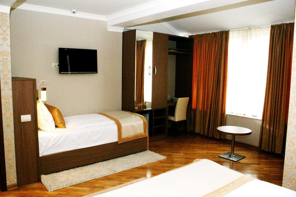 Hotel Elegance Ilidza Room photo