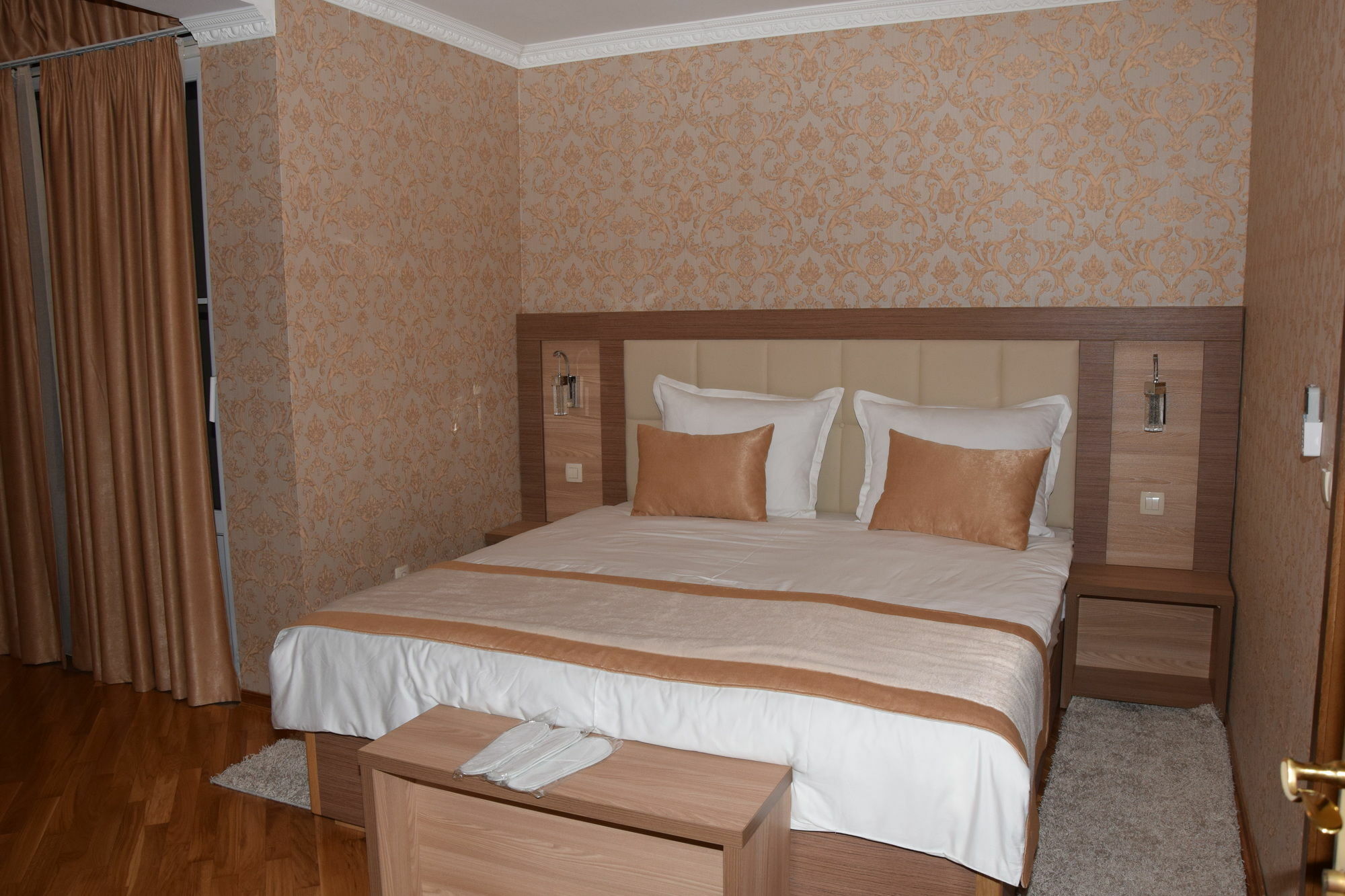 Hotel Elegance Ilidza Exterior photo